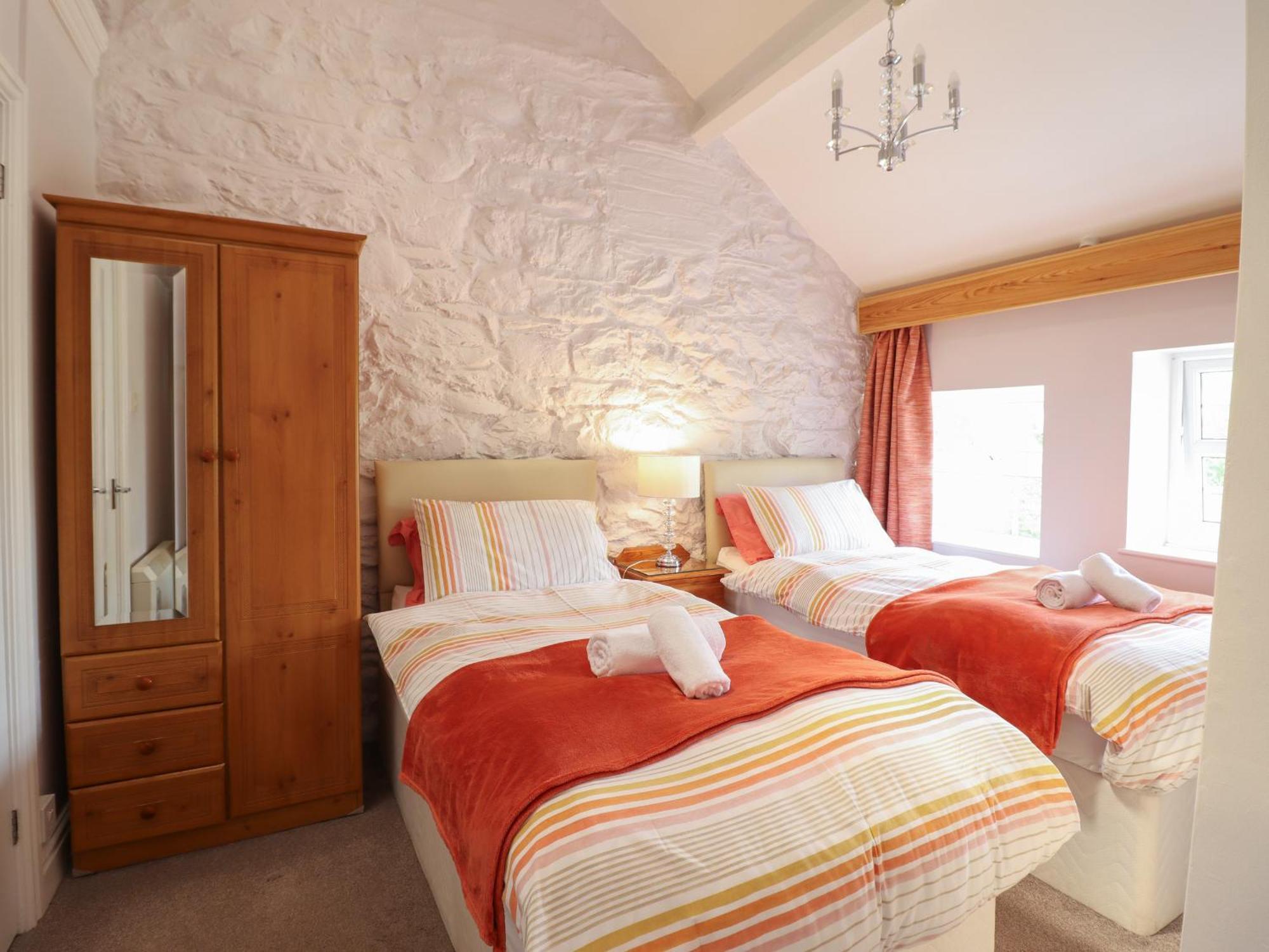 Ty Llaeth Cottage 타이윈 외부 사진