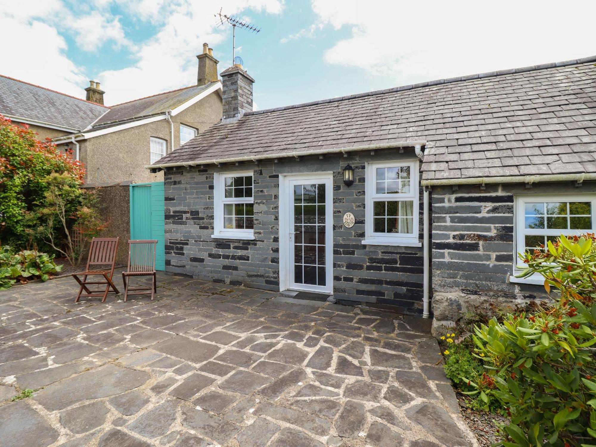 Ty Llaeth Cottage 타이윈 외부 사진