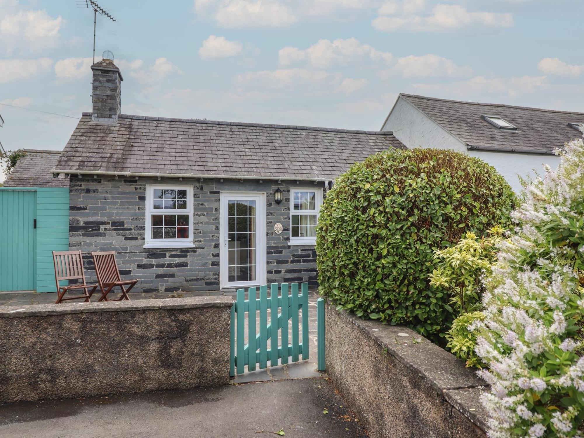 Ty Llaeth Cottage 타이윈 외부 사진