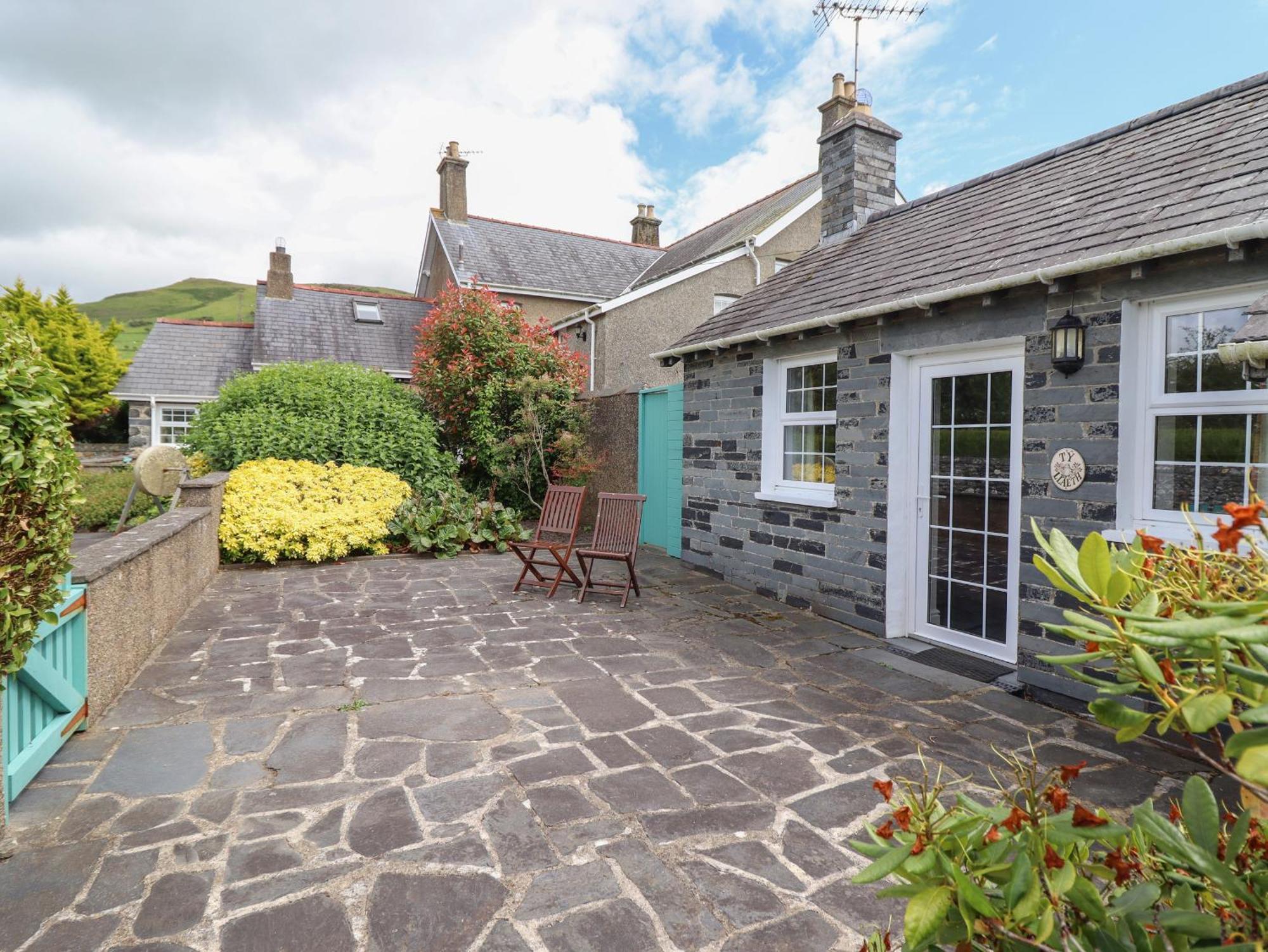 Ty Llaeth Cottage 타이윈 외부 사진